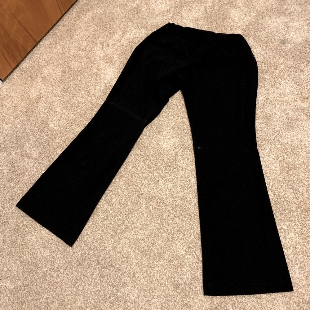 Size large, motherhood maternity dress pant.